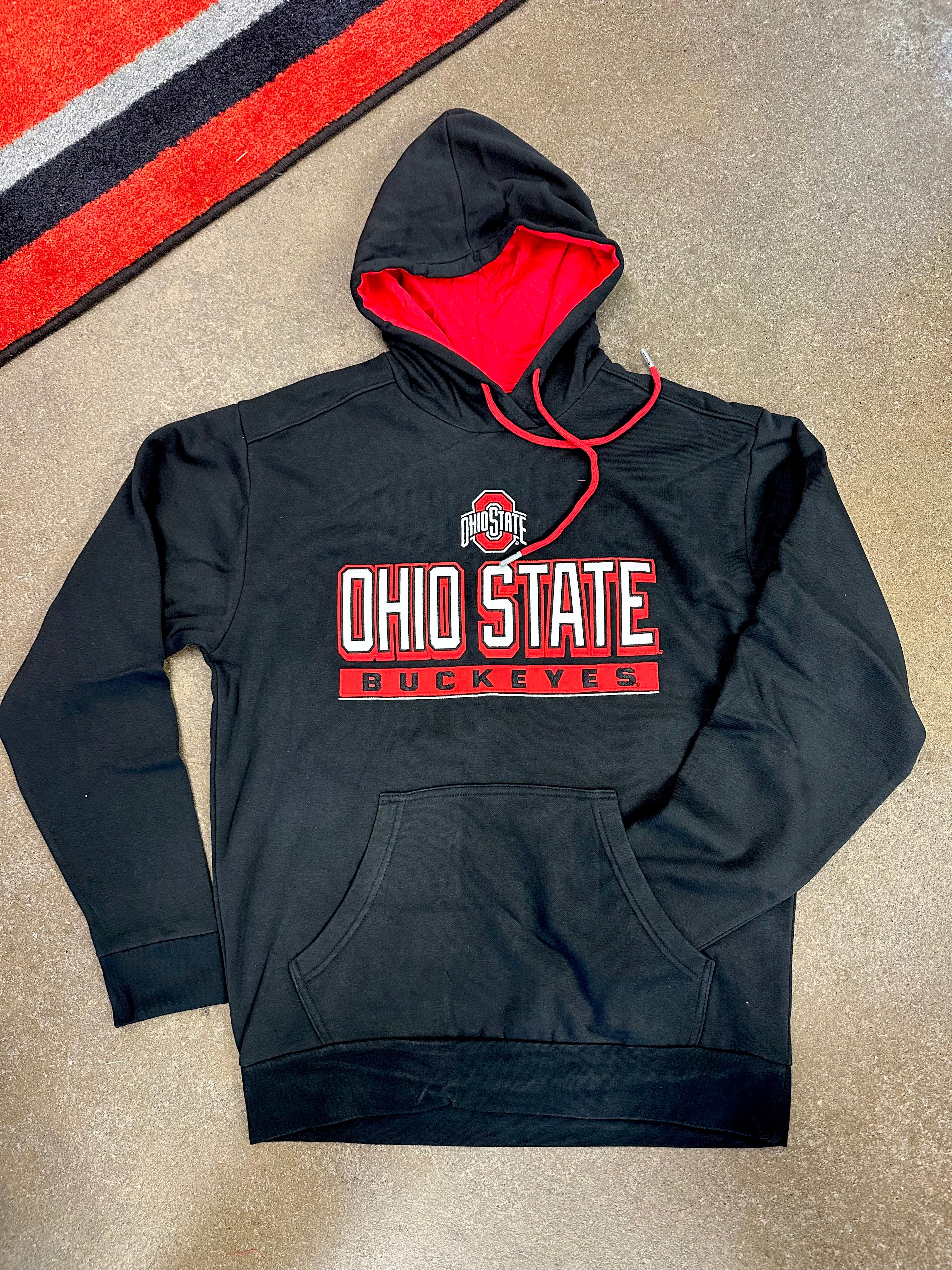 OHIO STATE BUCKEYE HOODED SWEATSHIRT WITH POCKETS