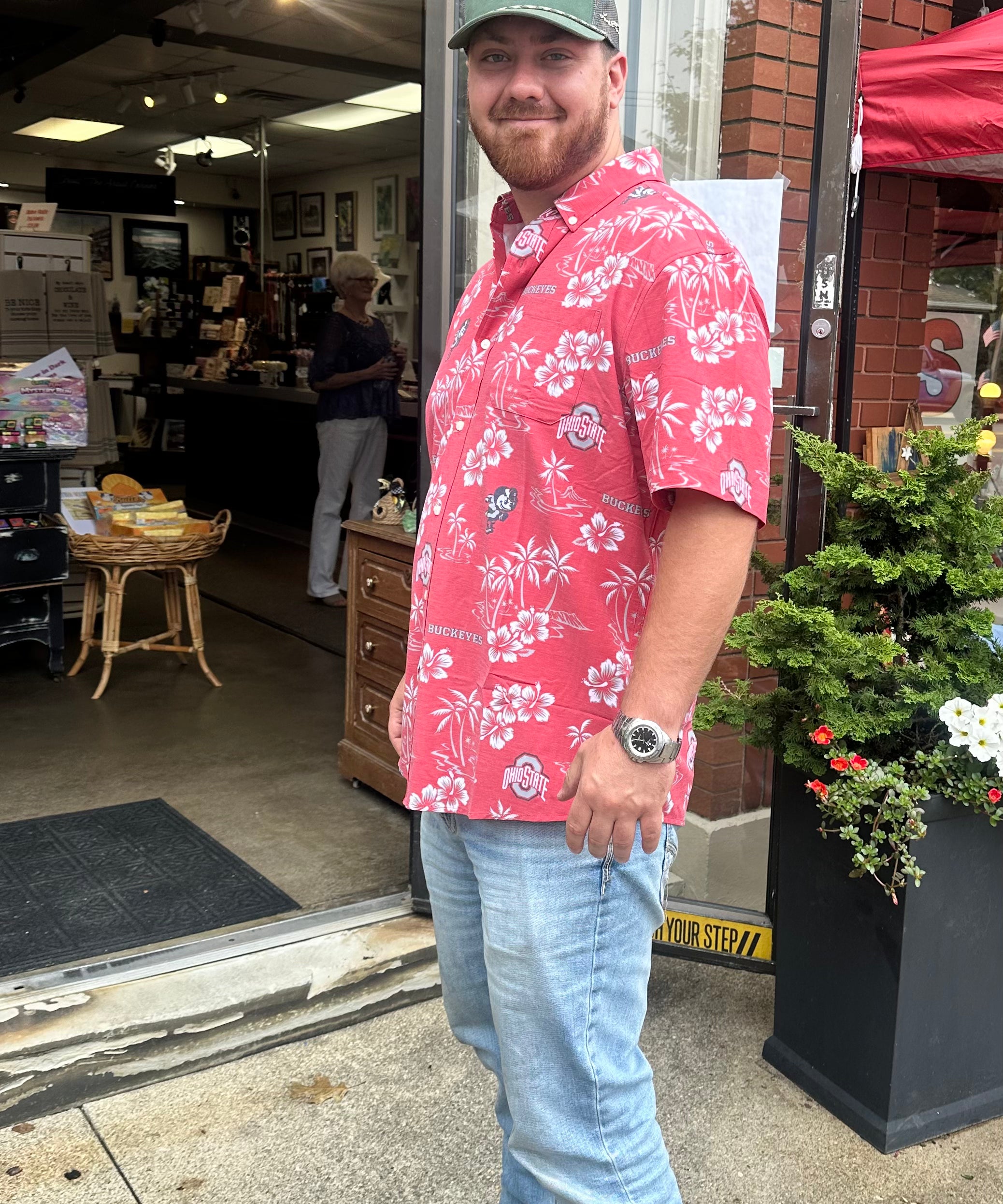 OHIO STATE KEKAI RED HAWAIIAN BUTTON-UP customer at osusportsfans store
