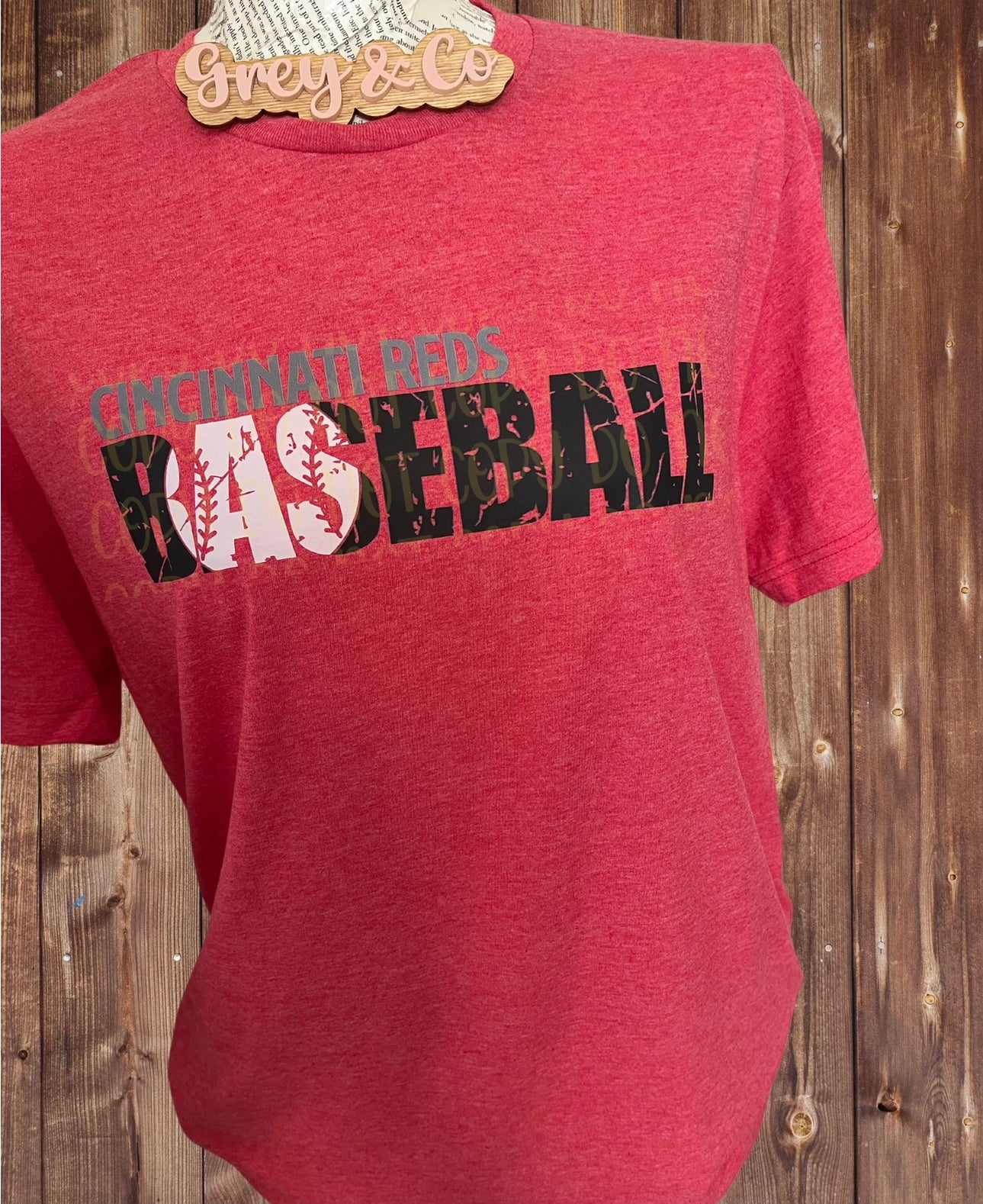 front Cincinnati Reds Unisex Tee