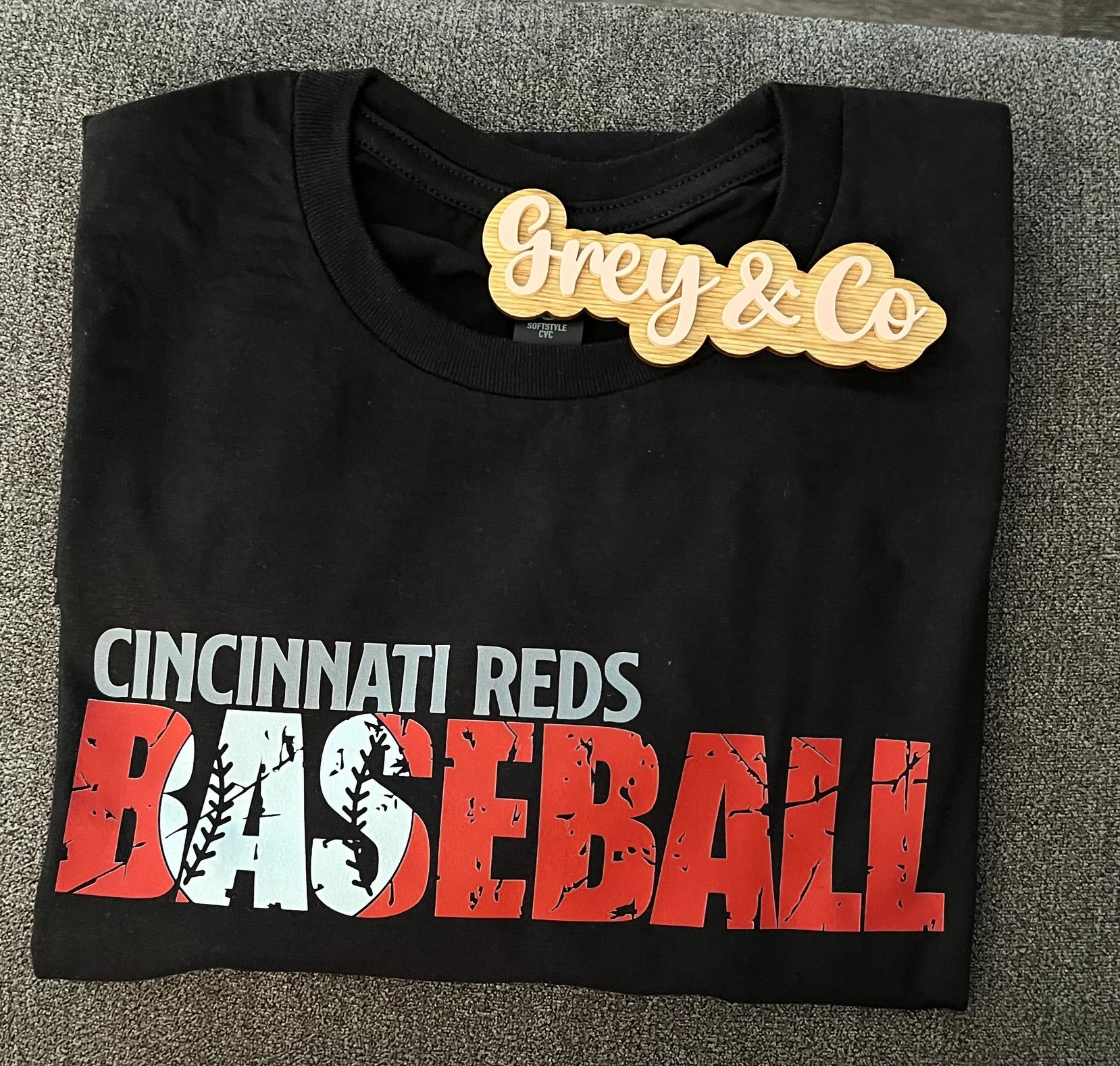 CINCINNATI REDS UNISEX TEE - BLACK