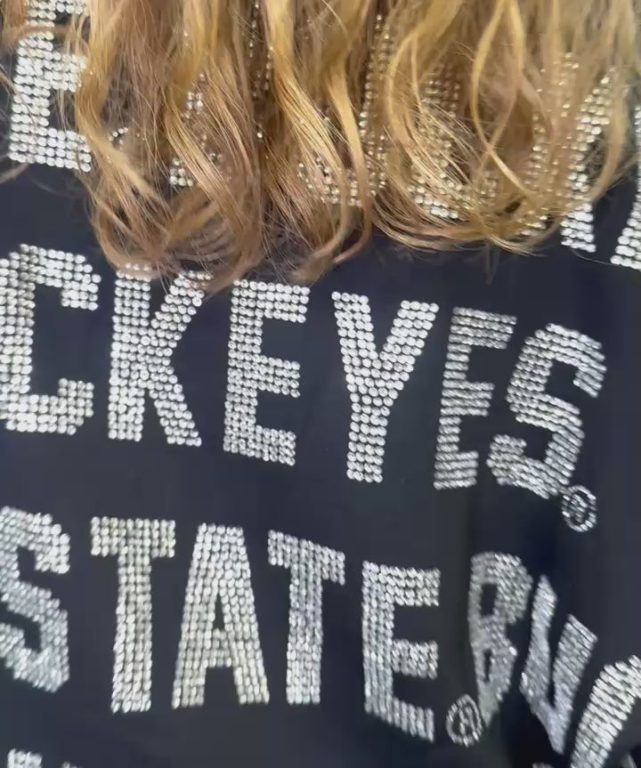 lynn in store wearing pullover